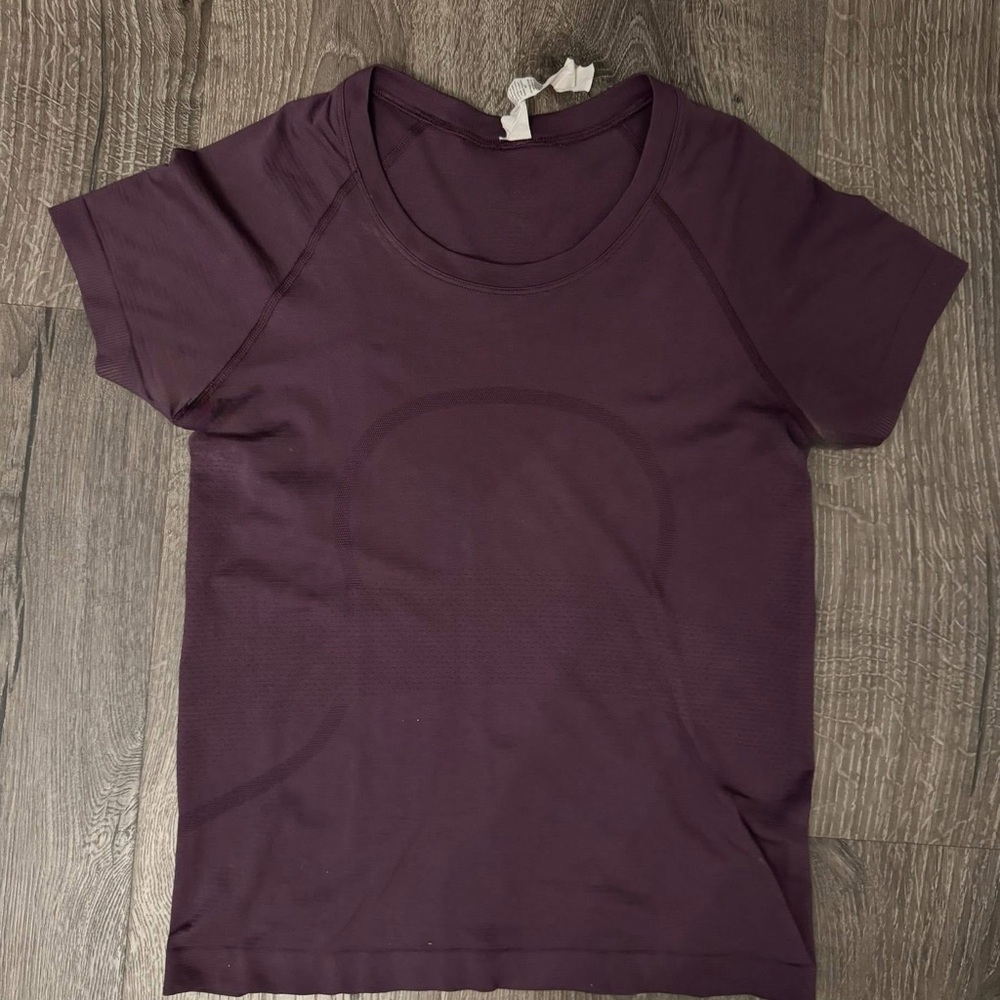Lululemon Swiftly Tech Short-Sleeve Shirt 2.0 (Waist length)